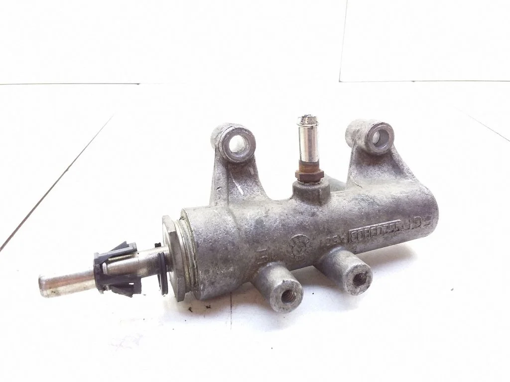 Regulator ciśnienia paliwa – Opel Vectra C (2005-2009)