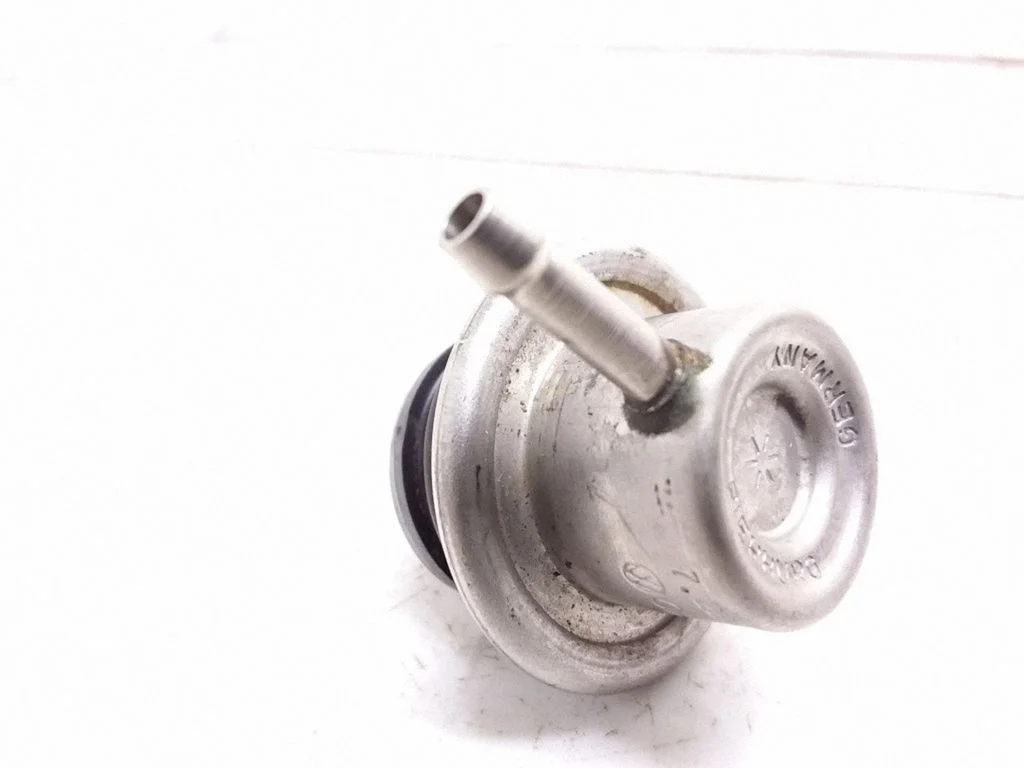 Regulator ciśnienia paliwa – Volkswagen Golf IV (1998-2005)