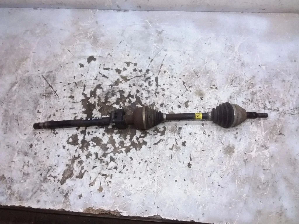 Front driveshaft – front right