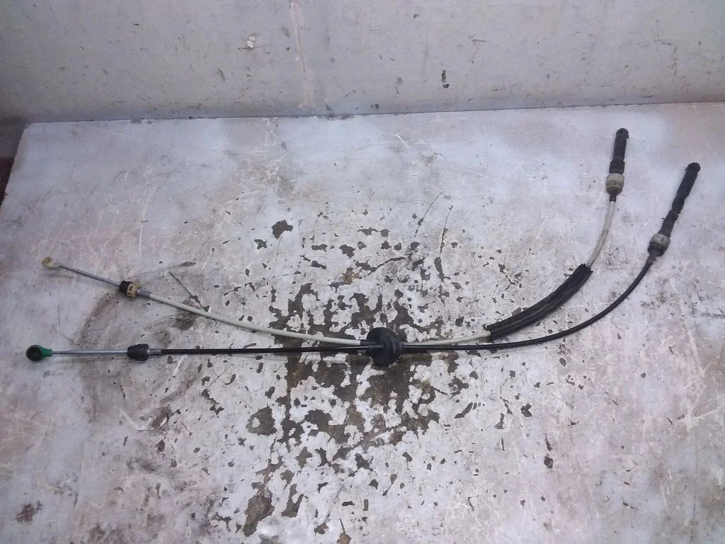 Gear shift cable linkage – Mercedes-Benz Sprinter W906 (2006-2018)