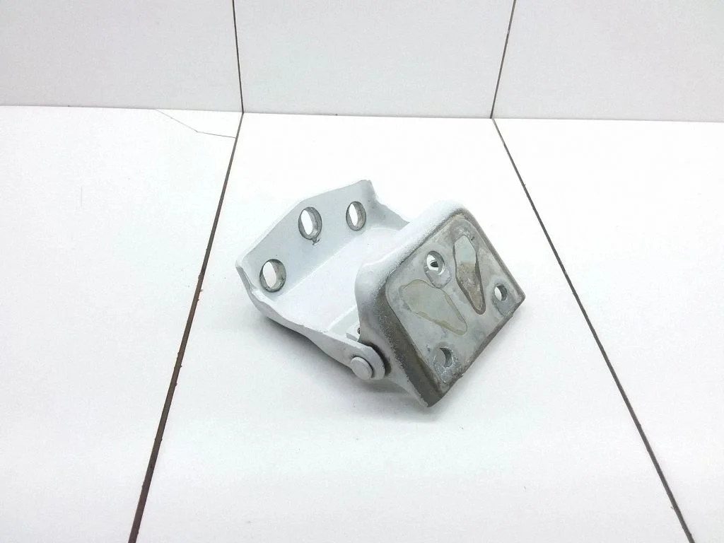 Tailgate/trunk/boot hinge 6397400037