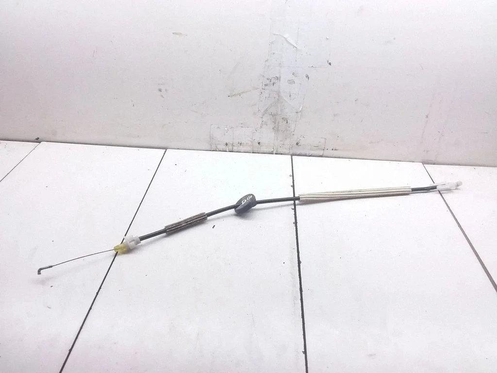 Rear door cable line – Volkswagen Touareg I (2002-2010)