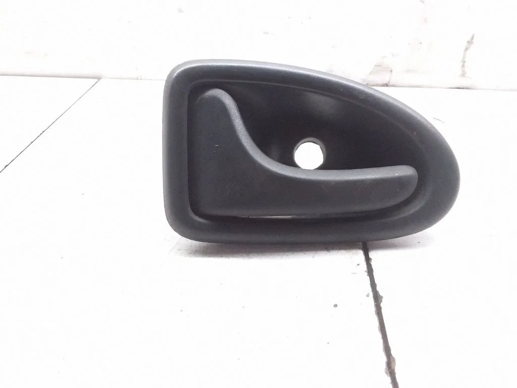 Front door interior handle 8200028994