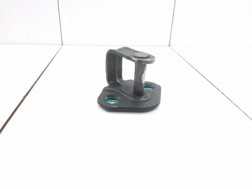 Sliding door lock loop/hook striker – Volkswagen Transporter - Caravelle T5 (2003-2015)