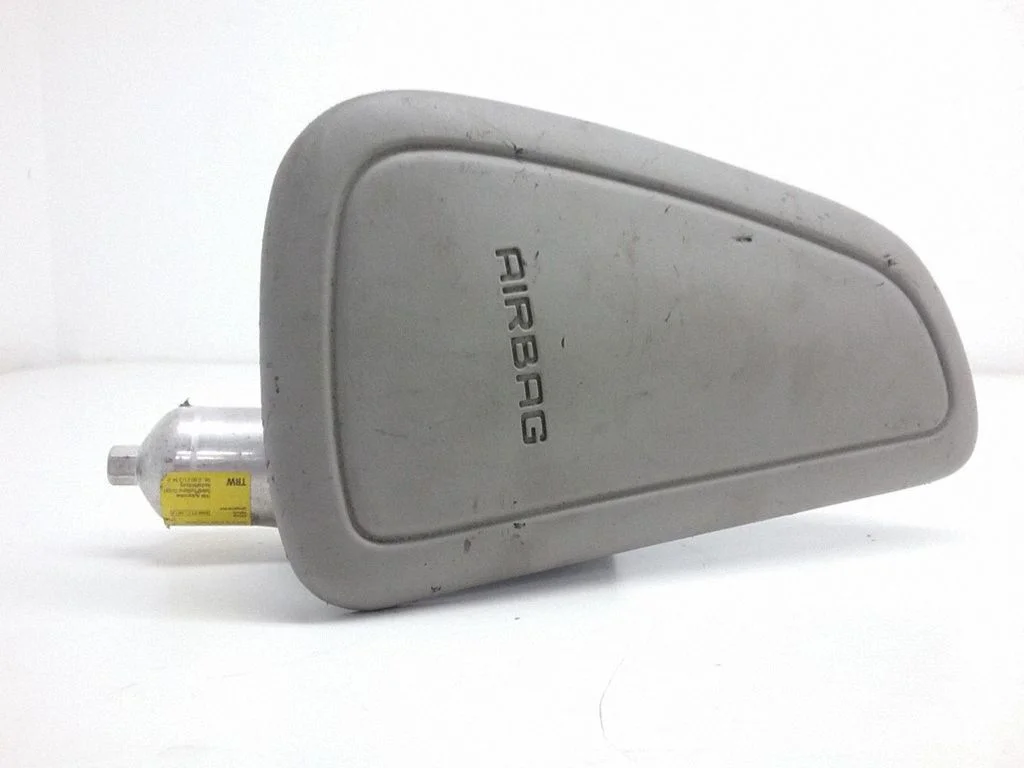 Ceļgalu drošības spilvens 09125814LH
