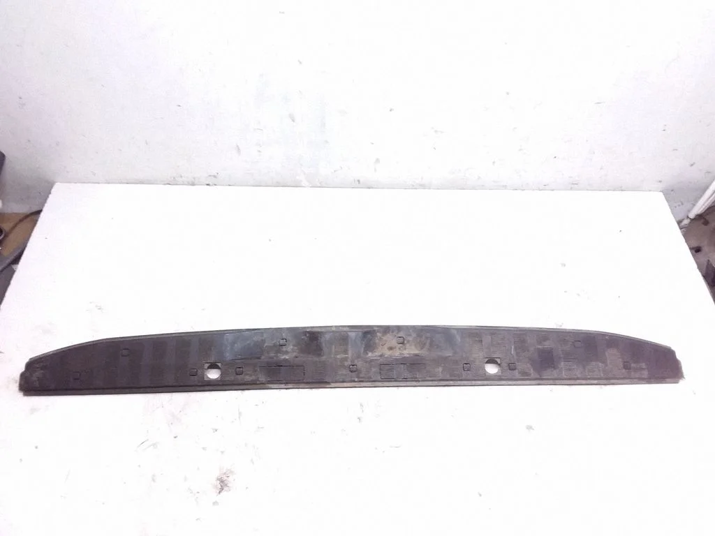Trunk/boot sill cover protection A9066860074