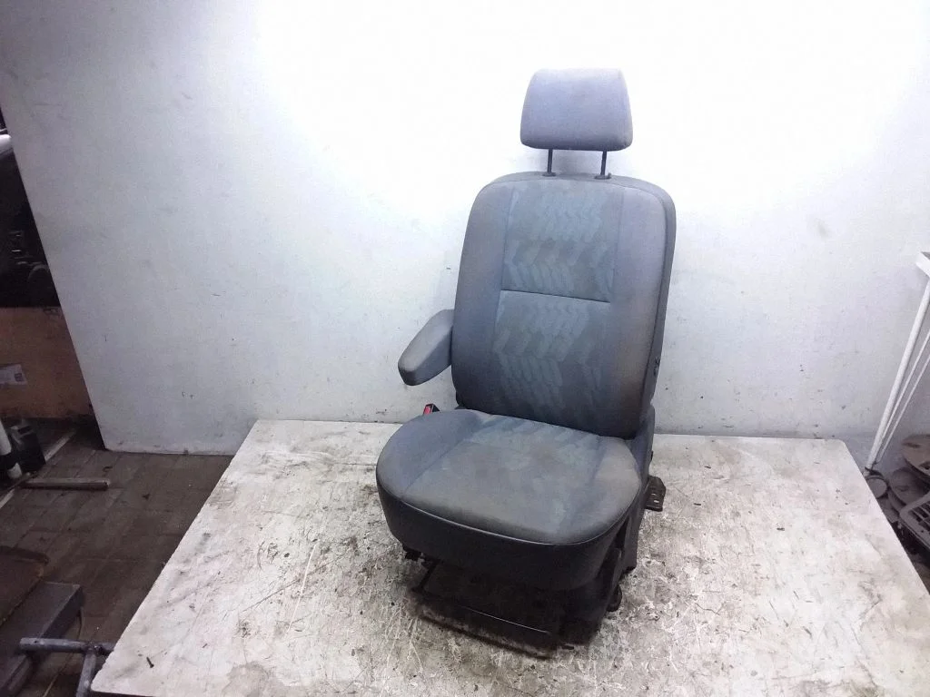 Fotel kierowcy – Ford Transit -  Tourneo Connect (2003-2008)