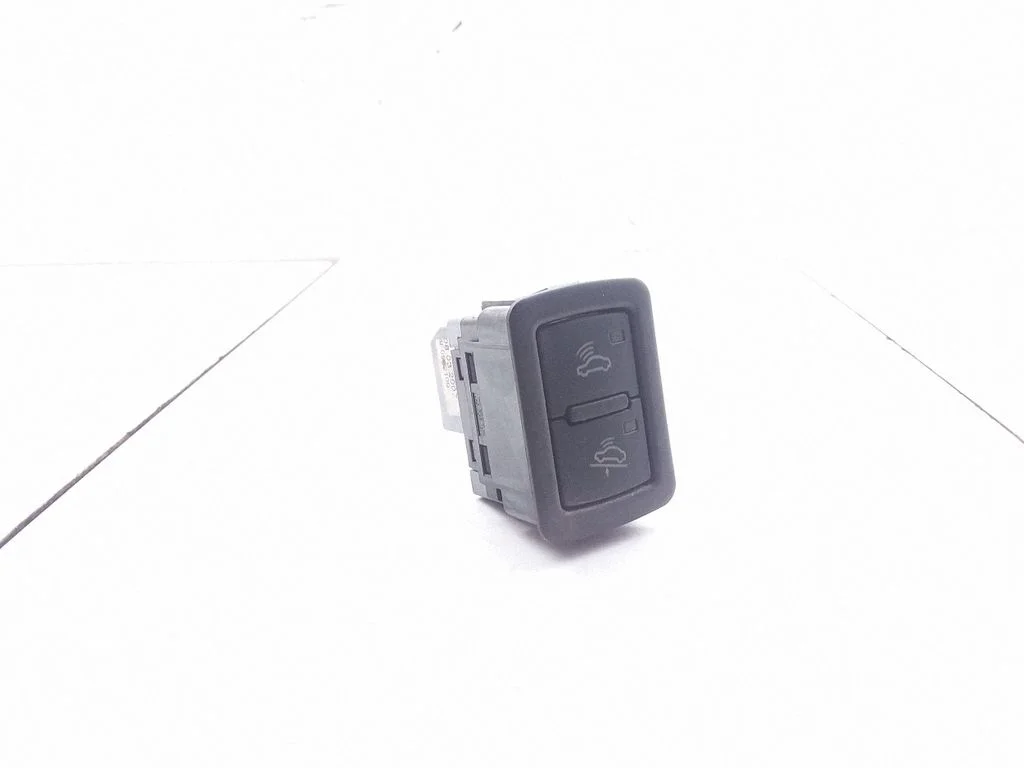 Alarm switch – Audi Q7 4L (2005-2015)