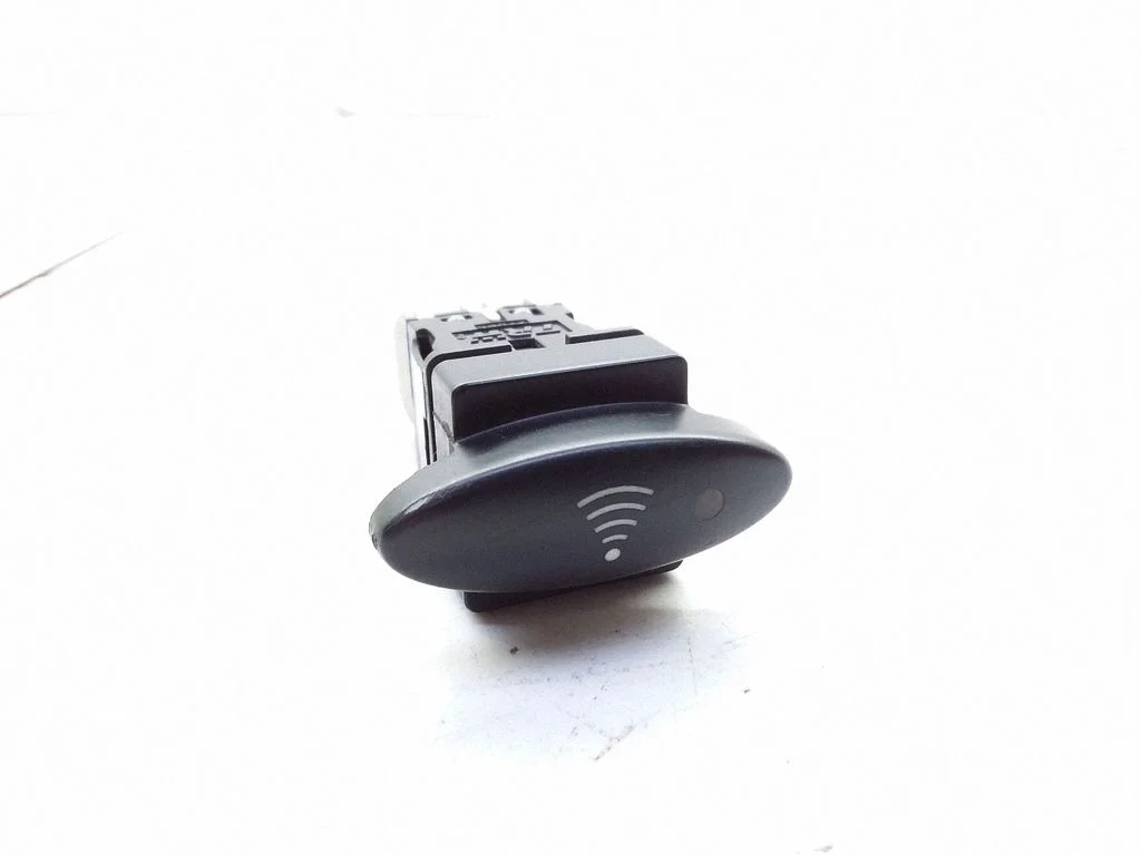 Alarm switch – Citroen C5 (2001-2004)