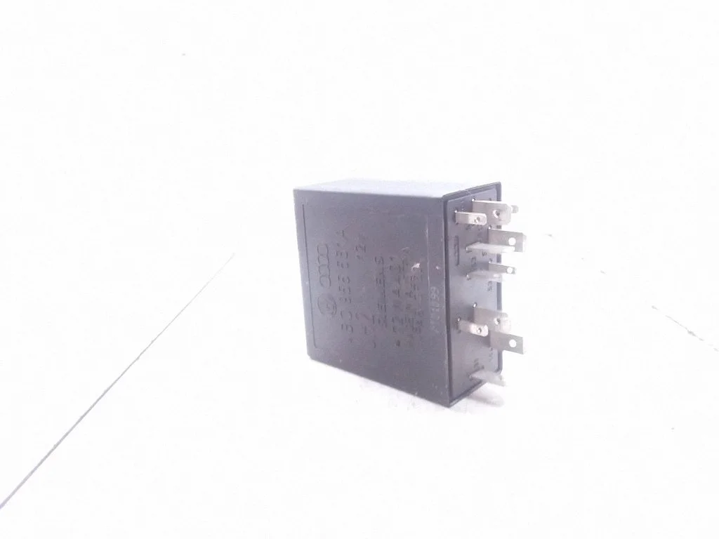 Window wiper relay – Volkswagen Golf IV (1998-2005)