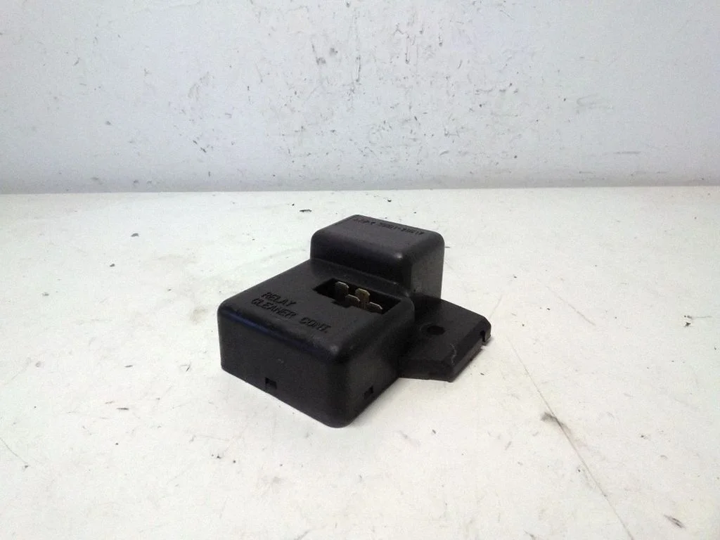 Logu tīrītāju relejs 3300120517