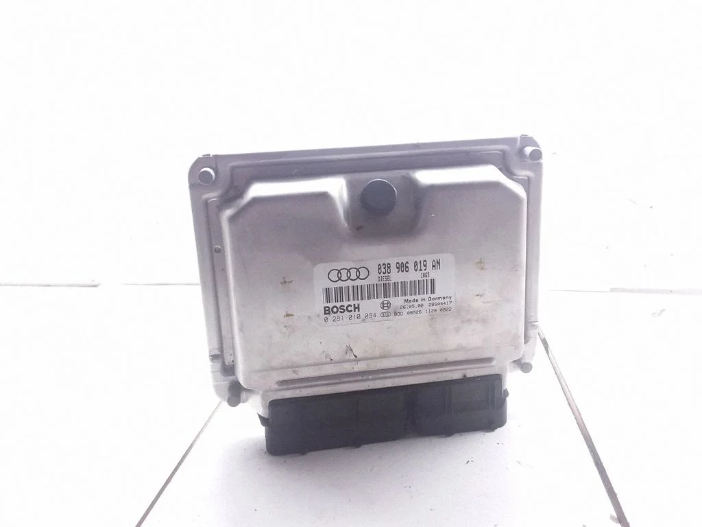 Engine control unit/module – Audi A4 S4 B5 8D (1999-2000)