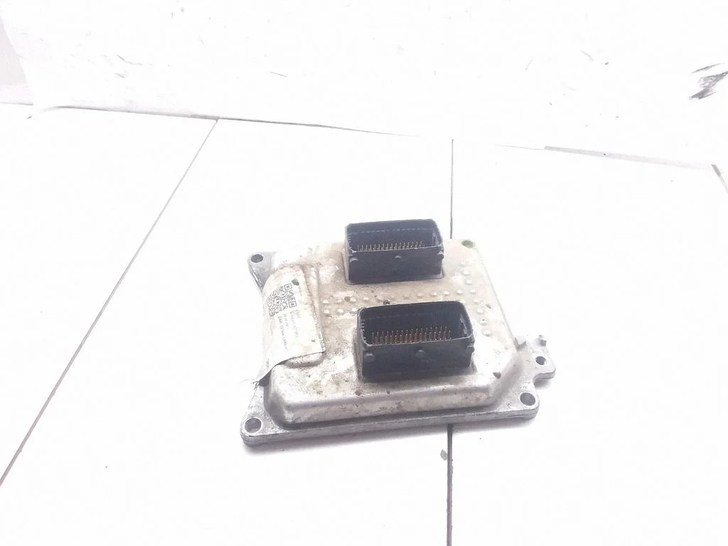 Dzinēja vadības bloks – Opel Vectra C (2005-2009)