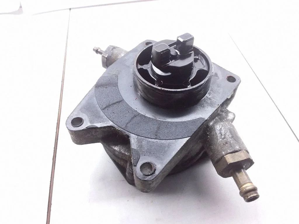 Vacuum pump – Opel Antara (2006-2016)