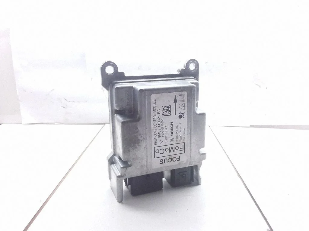 Airbag control unit/module – Ford Focus C-MAX (2003-2010)