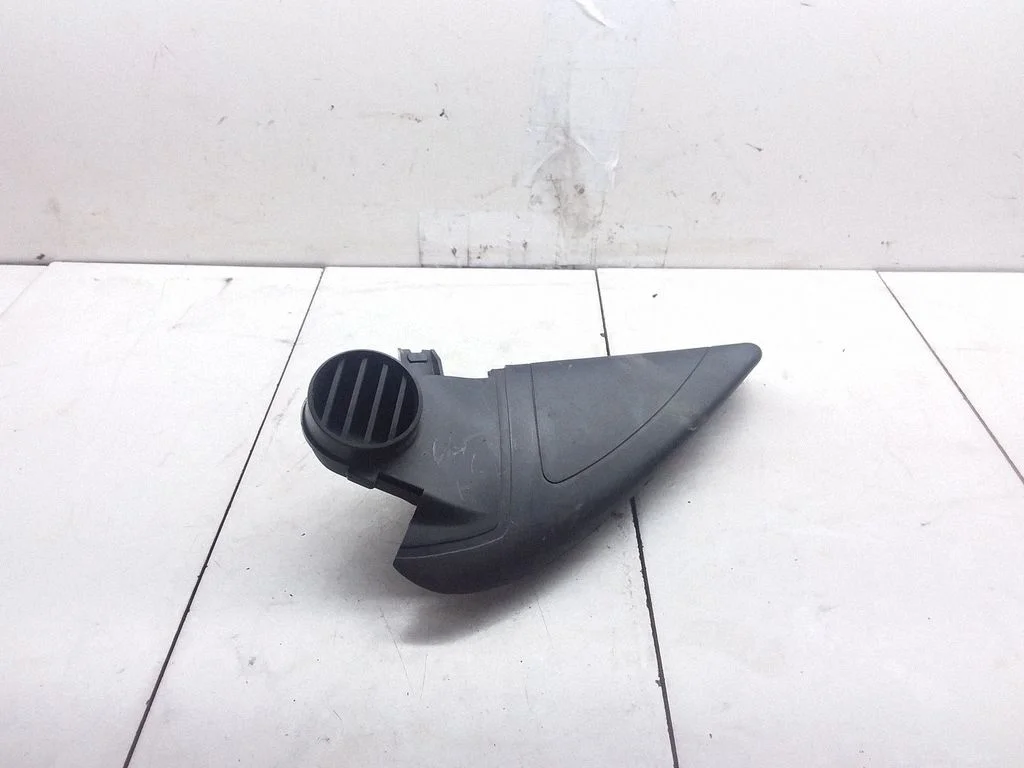 Spoguļa plastmasas apdare – Skoda Octavia Mk2 (1Z) (2004-2013)