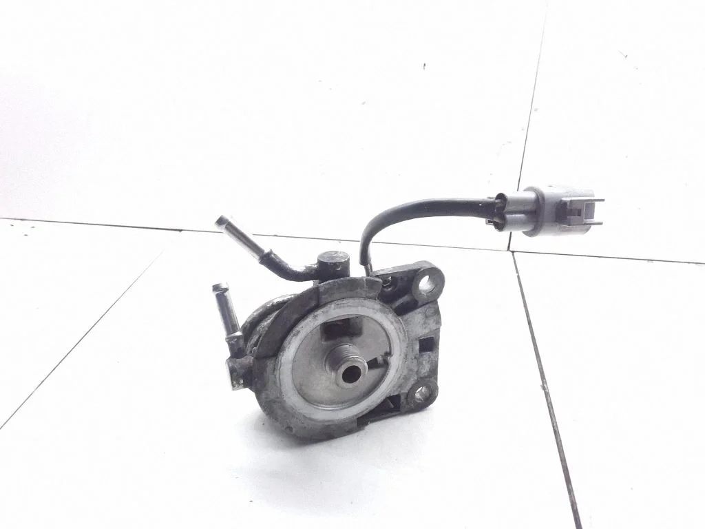 Kütusefiltri hoidik – Subaru Legacy (2007-2009)