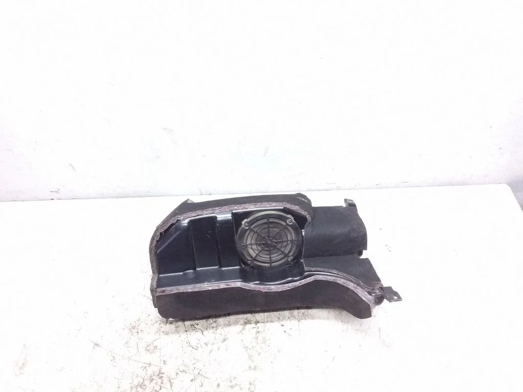 Subwoofer speaker – Audi A6 Allroad C5 (1999-2005)