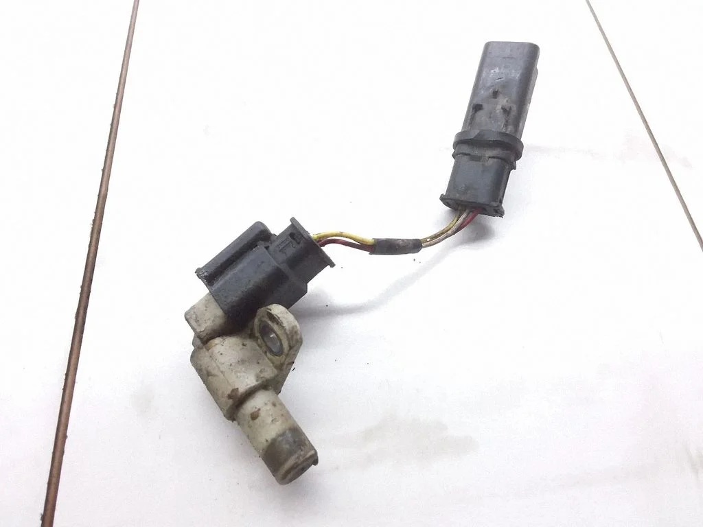Camshaft position sensor – Peugeot 207 CC (2007-2014)