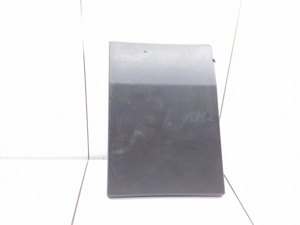 Fender trim (molding) – Volkswagen Crafter (2006-2016)