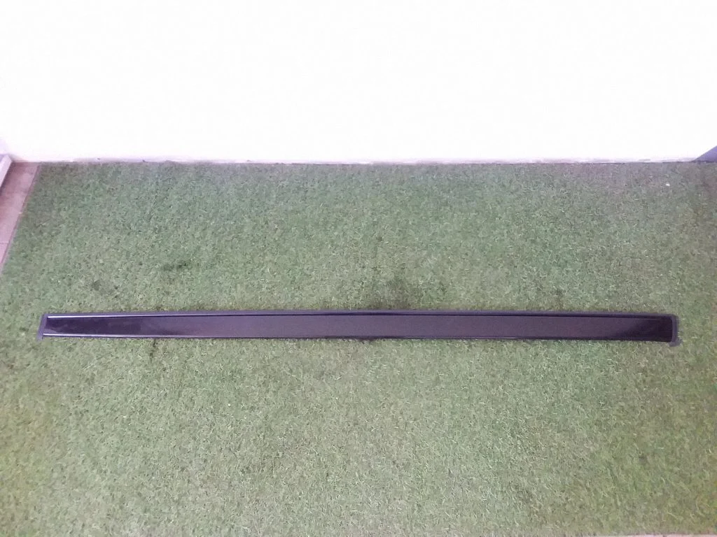 Roof trim bar molding cover – Land Rover Range Rover L405 (2013-2021)
