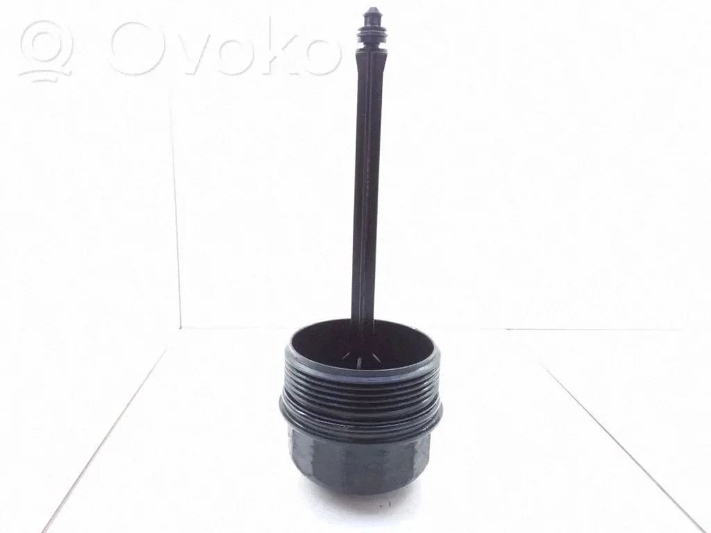 Oil filter cover – Volkswagen Passat B5.5 (2001-2005)