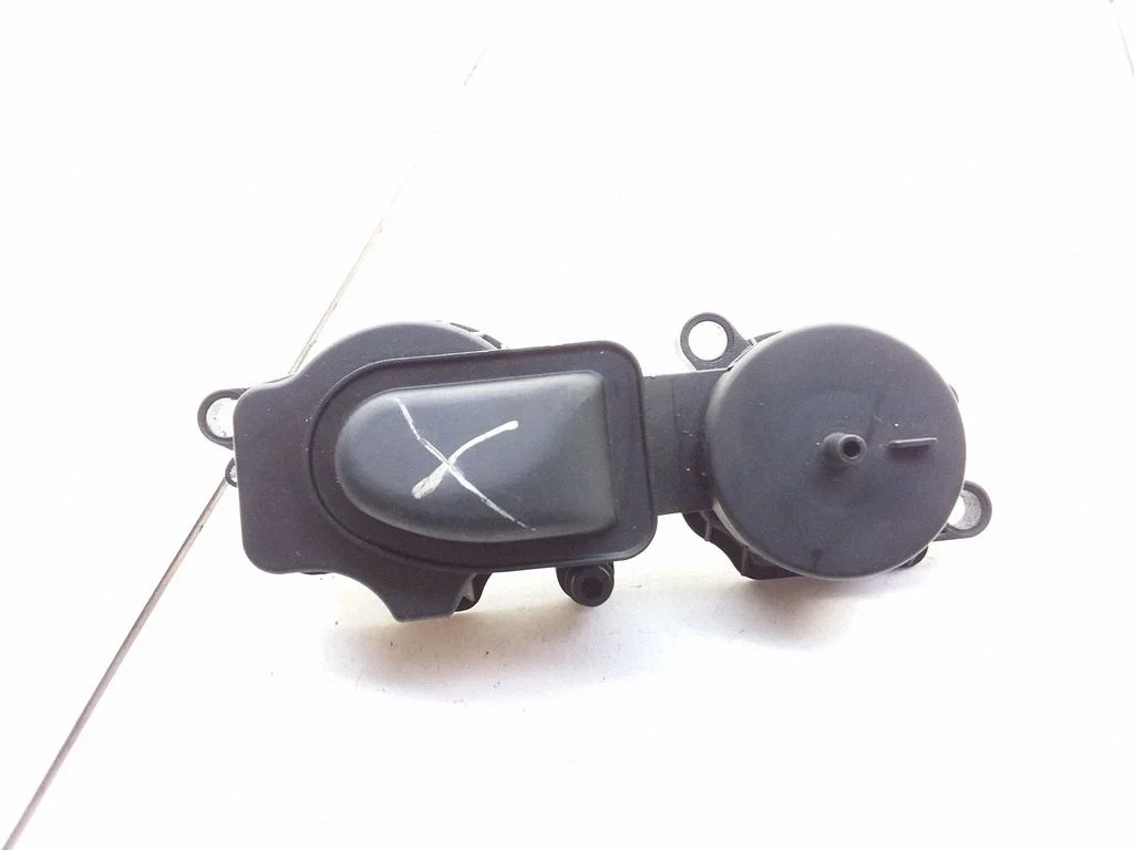 Oil filter cover – BMW 3 Series E46 (1998-2005)