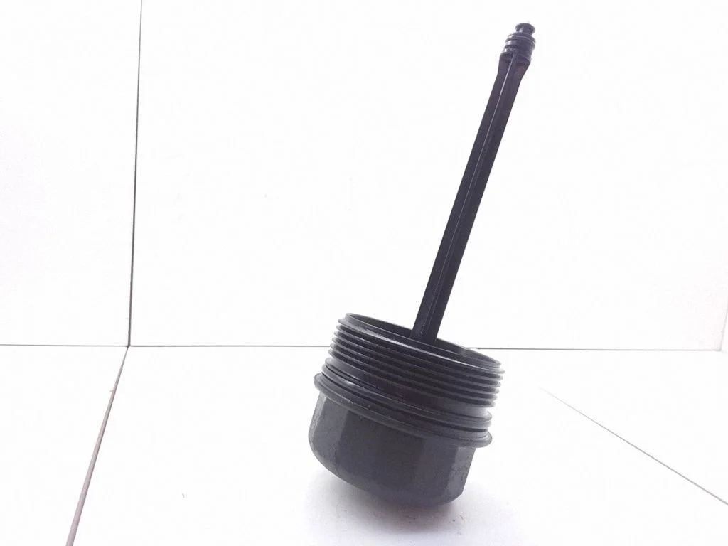 Oil filter cover – Volkswagen Passat B5.5 (2001-2005)