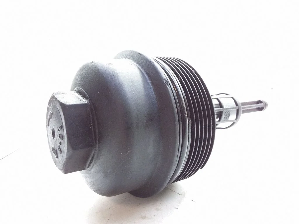 Oil filter cover – Opel Vectra B (1996-2002)