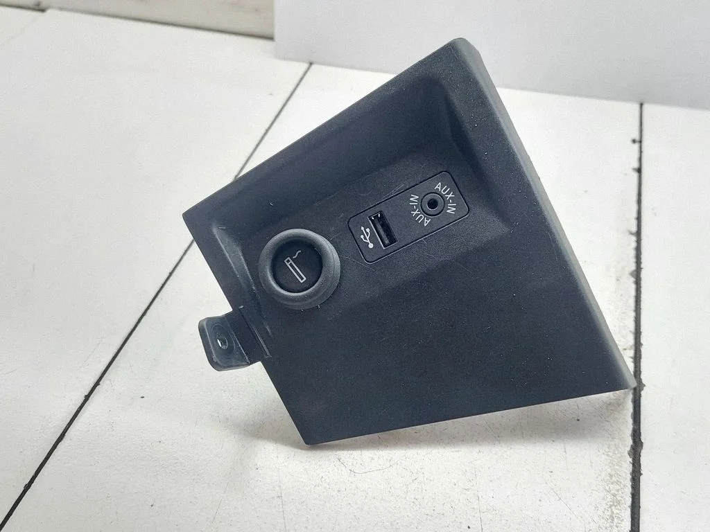 USB socket connector – BMW X1 F48 F49 (2015-2022)