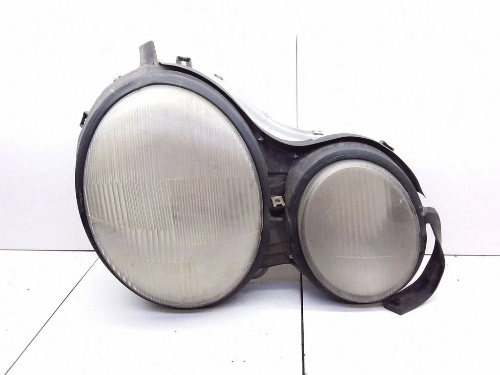 Headlight lense – Mercedes-Benz E-Class W210 (1995-2002)