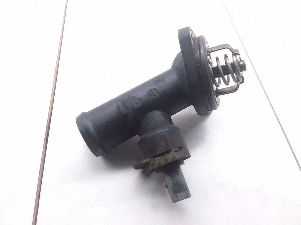 Thermostat housing – Skoda Octavia Mk2 (1Z) (2004-2013)