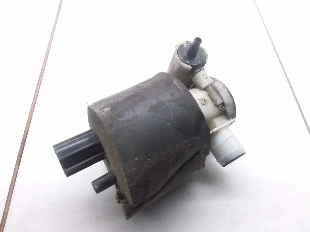 Windscreen/windshield washer pump