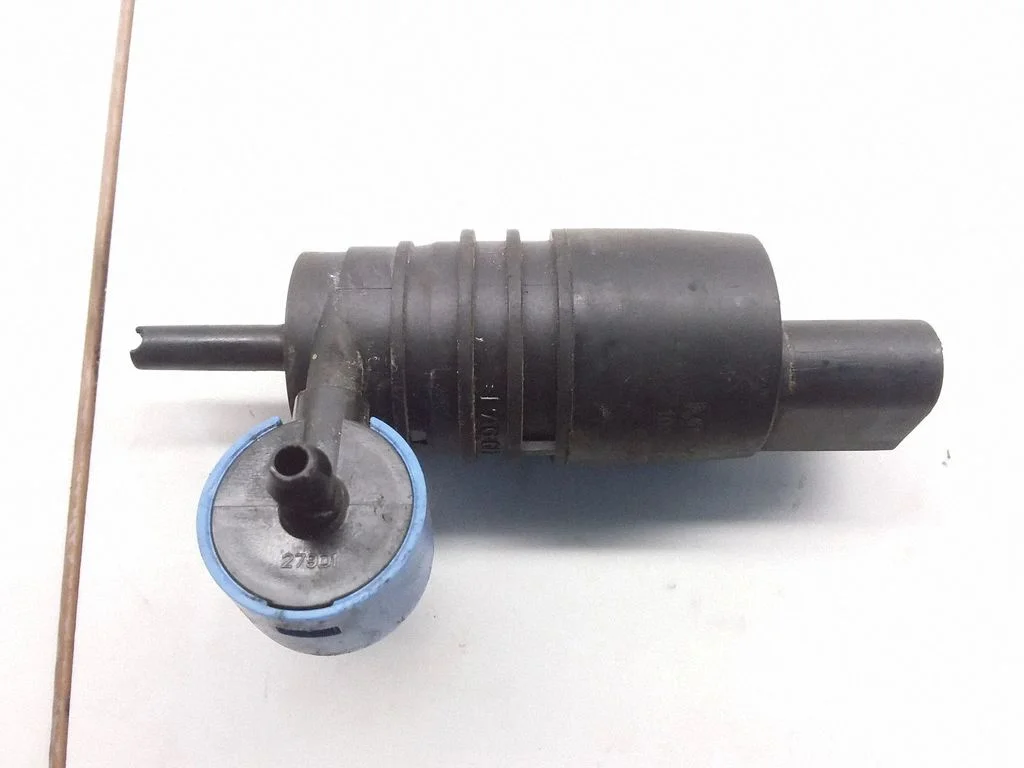 Pompka spryskiwacza szyb 1009550010