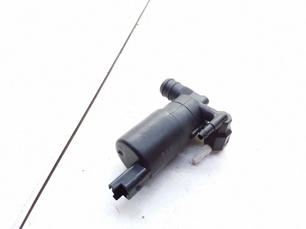 Klaasipesuvedeliku pump (klaaside) – Renault Megane II (2002-2005)
