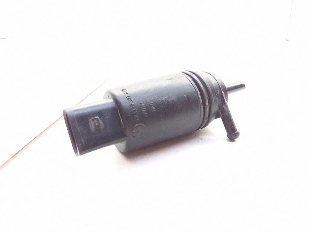 Windscreen/windshield washer pump 67128377612