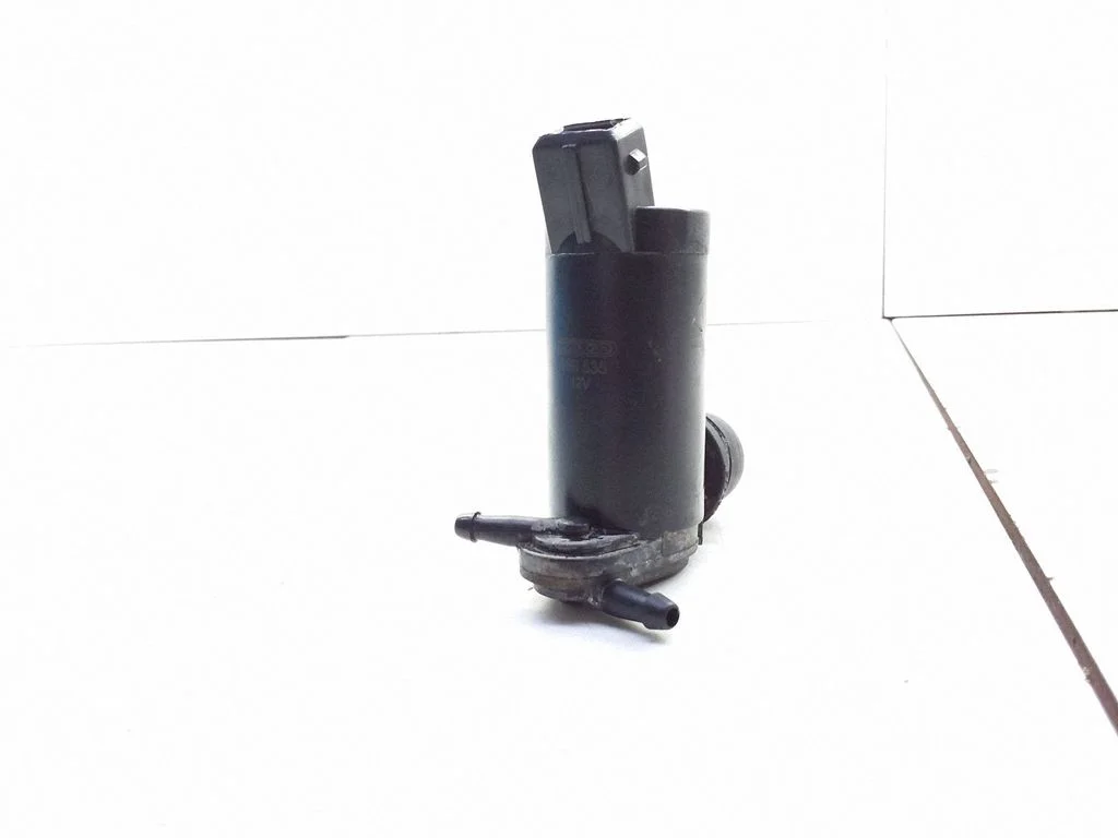 Klaasipesuvedeliku pump (klaaside) – Ford Mondeo Mk III (2000-2007)