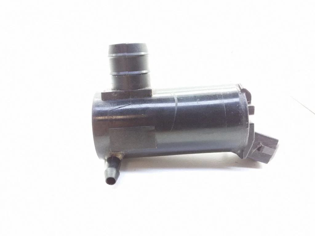 Klaasipesuvedeliku pump (klaaside) – Ford Mondeo MK I (1993-1996)