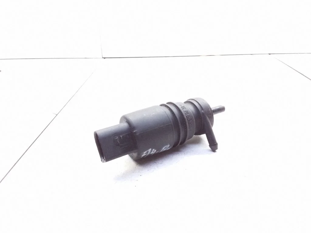 Windscreen/windshield washer pump
