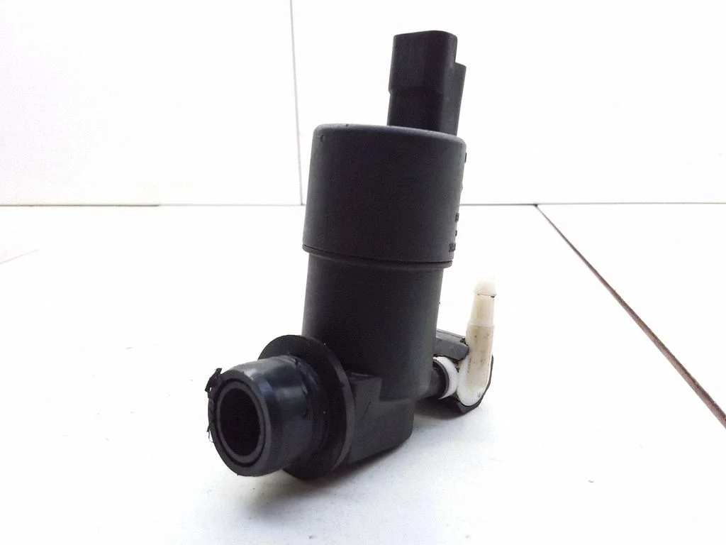 Klaasipesuvedeliku pump (klaaside) – Citroen C3 (2002-2004)
