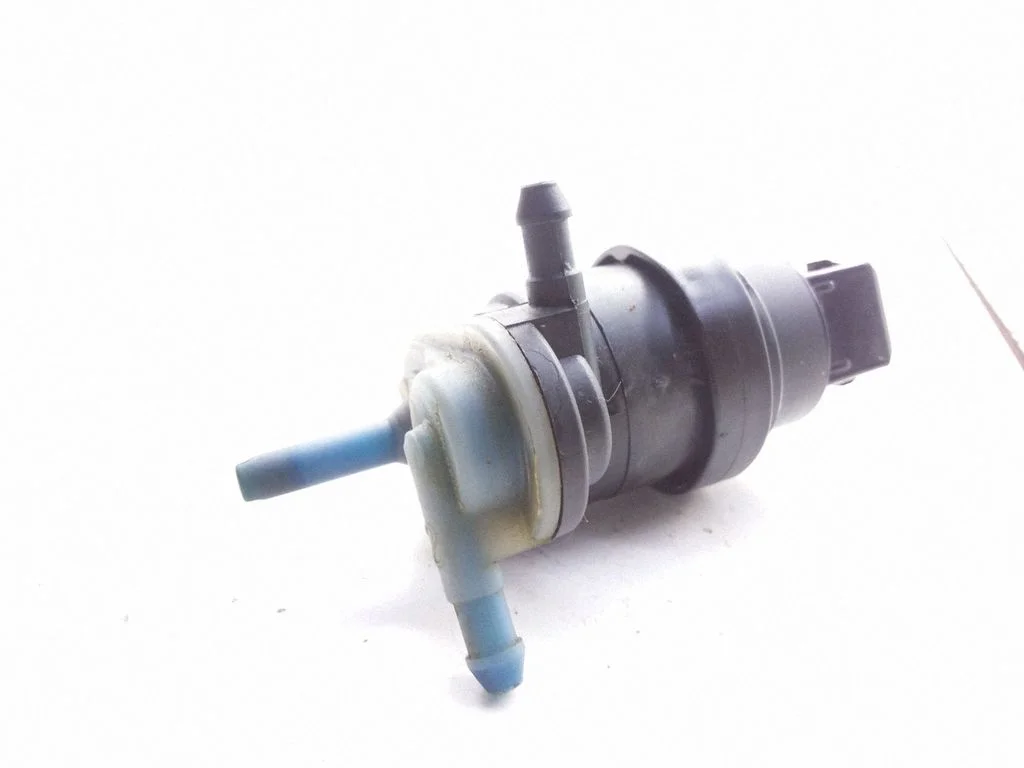 Klaasipesuvedeliku pump (klaaside) – Opel Zafira B (2005-2014)
