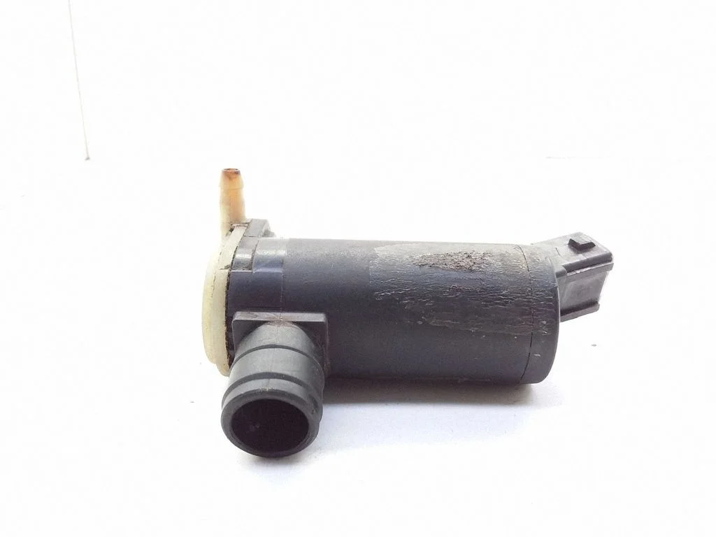 Windscreen/windshield washer pump
