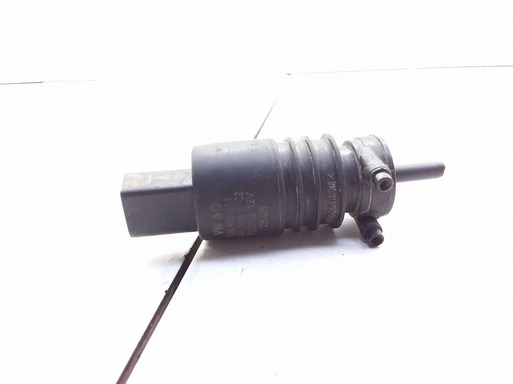 Klaasipesuvedeliku pump (klaaside) 1K6955651 – Skoda Praktik (5J8) (2006-2015)