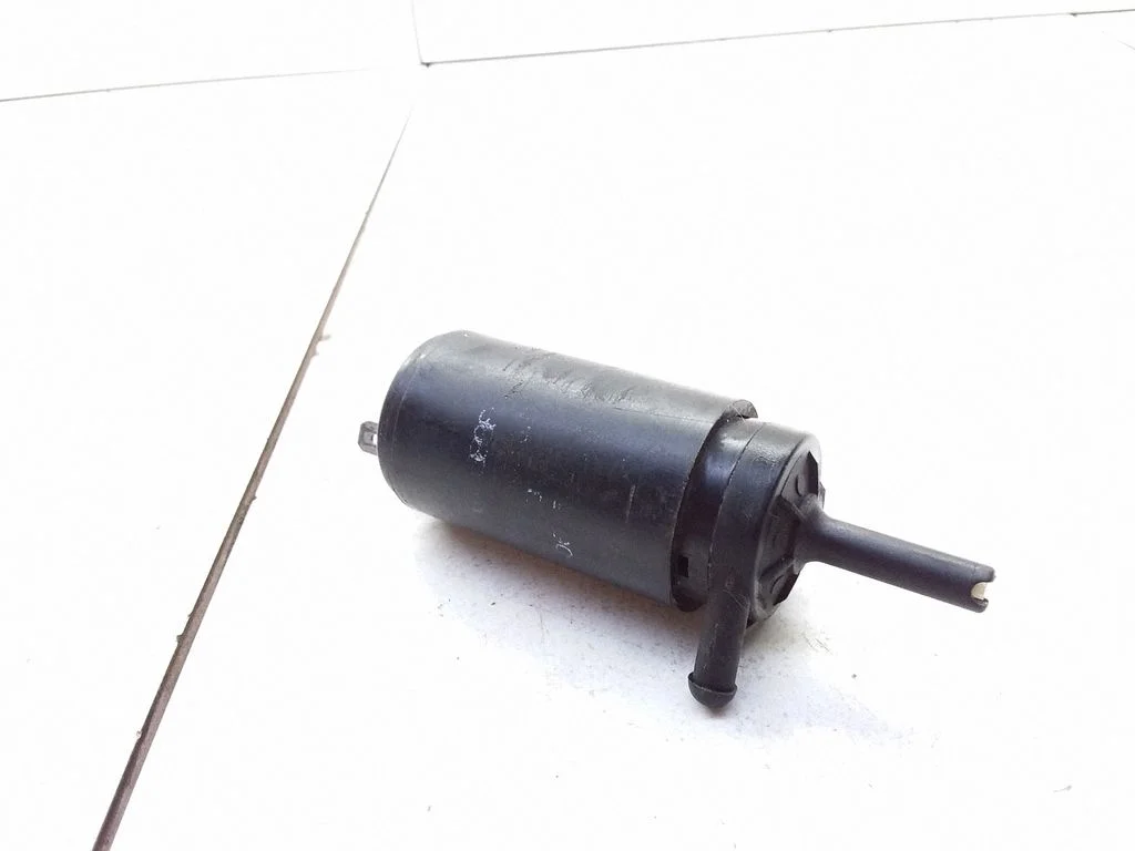 Klaasipesuvedeliku pump (klaaside) – Mercedes-Benz Vito Viano W638 (1996-2003)