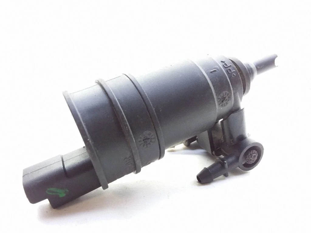 Klaasipesuvedeliku pump (klaaside) – Renault Scenic I (1996-2003)