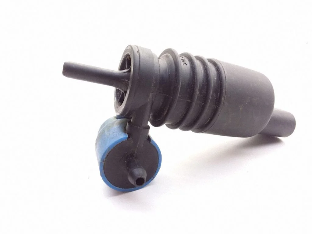 Windscreen/windshield washer pump