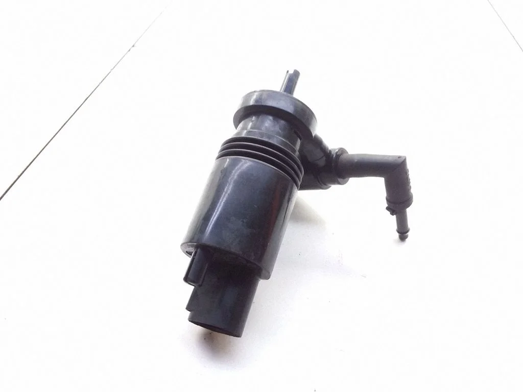 Windscreen/windshield washer pump 05152075AA