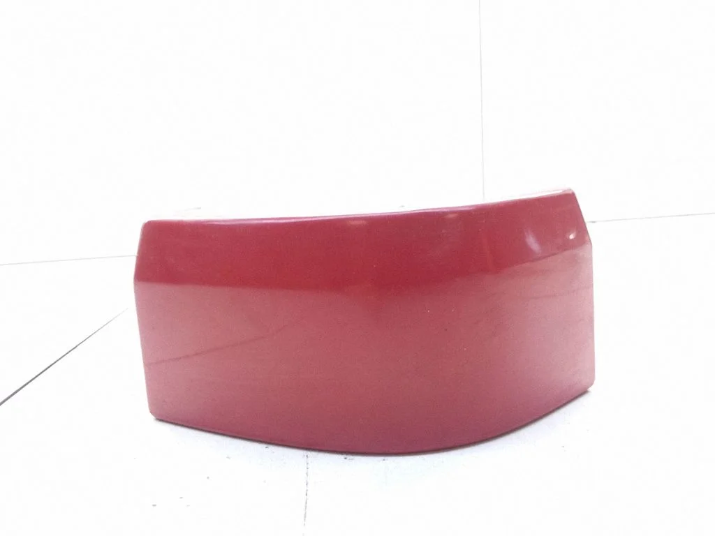 Rear/tail light trim molding 3512420
