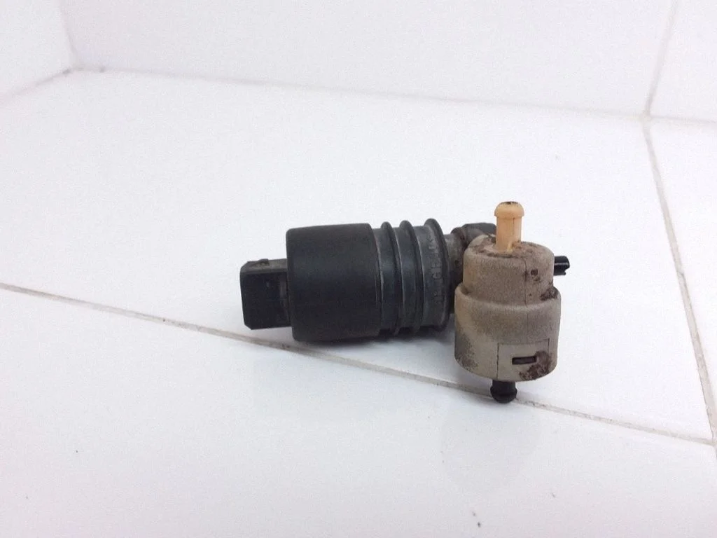 Klaasipesuvedeliku pump (klaaside)