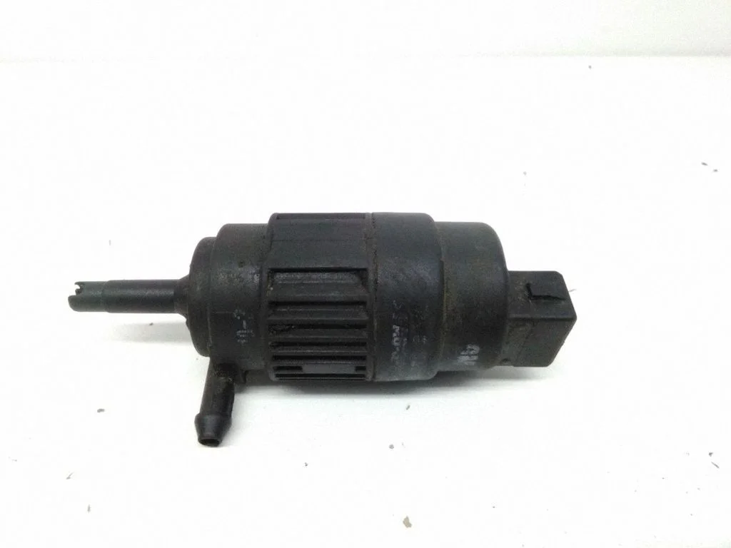 Windscreen/windshield washer pump – Opel Combo C (2001-2011)